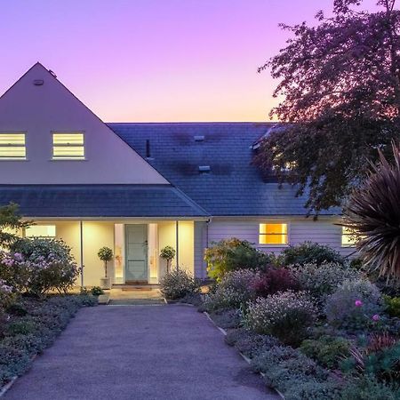 Meadow Cottage Bed & Breakfast 호크허스트 외부 사진