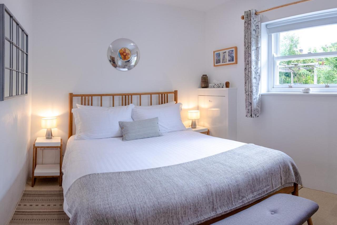 Meadow Cottage Bed & Breakfast 호크허스트 외부 사진