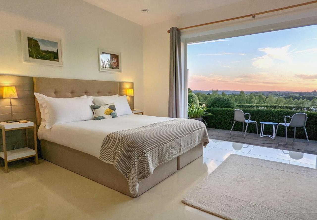 Meadow Cottage Bed & Breakfast 호크허스트 외부 사진